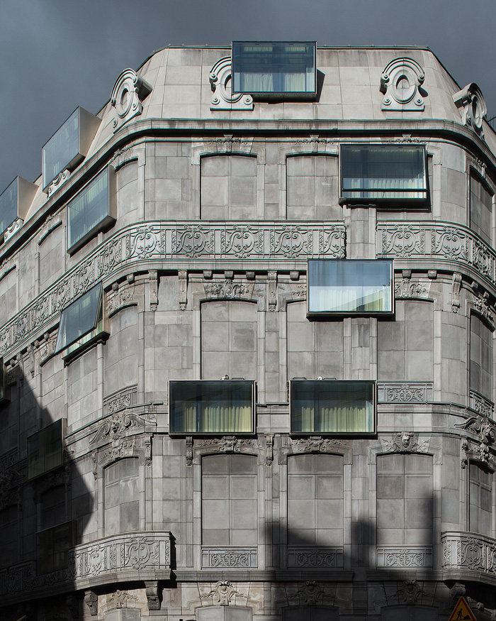 Hôtel Fouquet's Barrière, Paris, France. Edouard François Arc