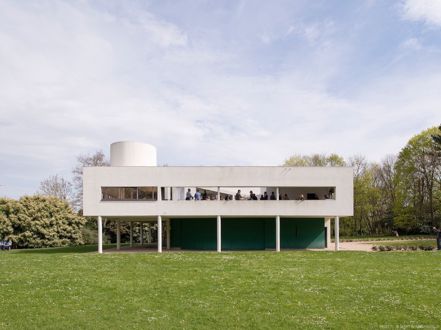 The Light Hours - Haroon Mirza / Villa Savoye, Poissy (Yvelines)