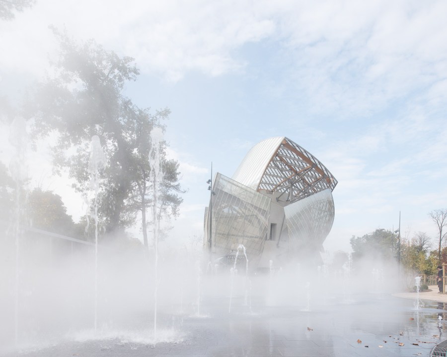 Fondation d'entreprise Louis Vuitton. Architecte Frank Gehry
