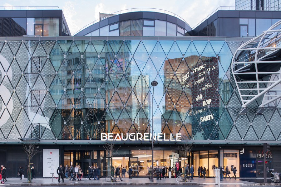 La rénovation du nouveau centre commercial Beaugrenelle conçue par le cabinet d'architectes Valode et Pistre