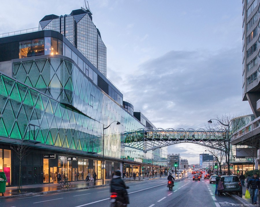 La rénovation du nouveau centre commercial Beaugrenelle conçue par le cabinet d'architectes Valode et Pistre