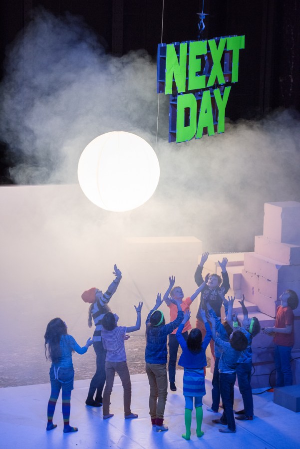 Next Day - Philippe Quesne / CAMPO - Théâtre Nanterre-Amandier