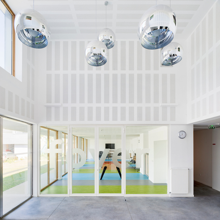 Internat de 100 places, Savigny-le-Temple - SOA Architectes